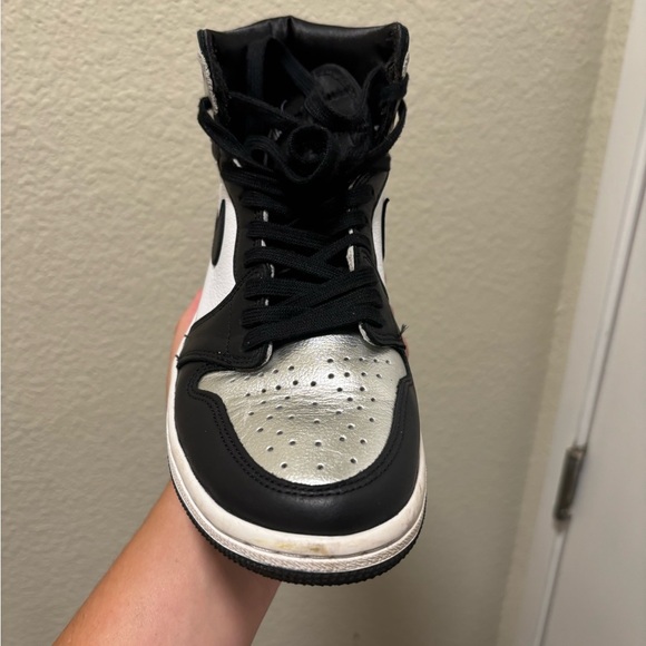 Jordan retro 1 high silver toe - Picture 2 of 9